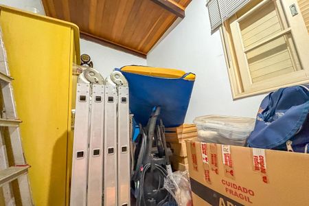 Casa à venda com 175m², 2 quartos e 2 vagasQuarto Edícula