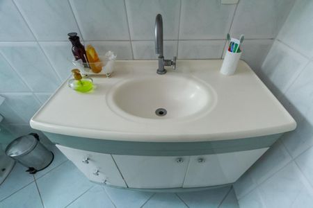 Casa à venda com 175m², 2 quartos e 2 vagasBanheiro da Suíte
