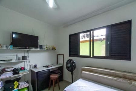 Casa à venda com 175m², 2 quartos e 2 vagasQuarto