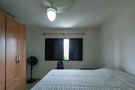 Casa à venda com 175m², 2 quartos e 2 vagasSuíte