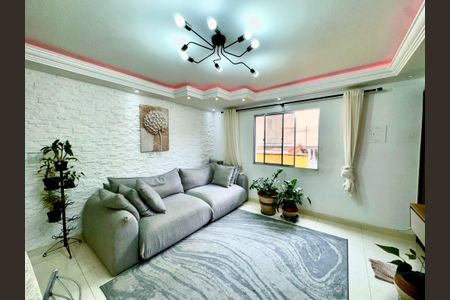 Apartamento para alugar com 70m², 2 quartos e 1 vagaSala