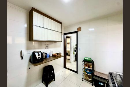 Apartamento para alugar com 70m², 2 quartos e 1 vagaCozinha