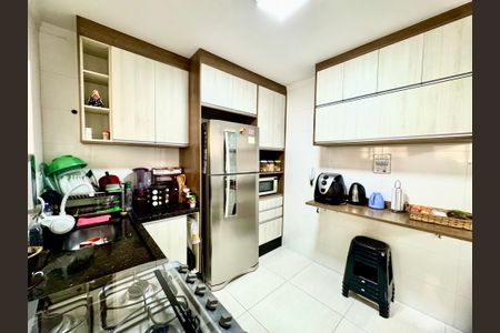 Apartamento para alugar com 70m², 2 quartos e 1 vagaCozinha