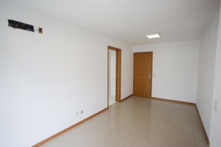 Sala de apartamento para alugar com 2 quartos, 70m² em Freguesia (jacarepaguá), Rio de Janeiro