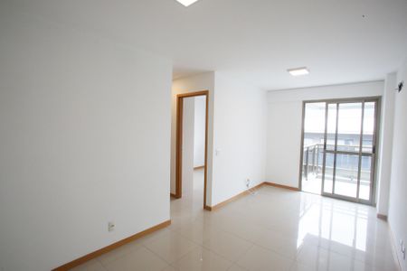 Sala de apartamento para alugar com 2 quartos, 70m² em Freguesia (jacarepaguá), Rio de Janeiro