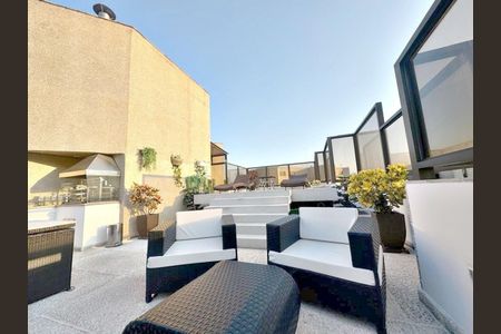 Apartamento para alugar com 323m², 4 quartos e 4 vagas