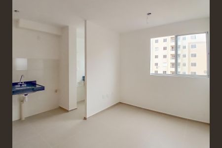 Apartamento para alugar com 40m², 2 quartos e 1 vagaSala/Cozinha