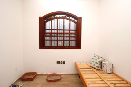 Casa à venda com 220m², 5 quartos e 2 vagasQuarto 4