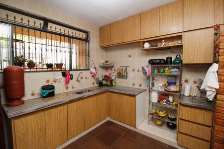 Casa à venda com 220m², 5 quartos e 2 vagasCozinha