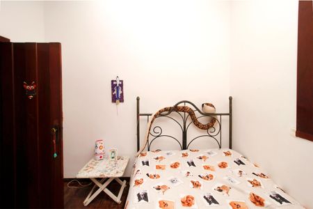 Casa à venda com 220m², 5 quartos e 2 vagasQuarto 3