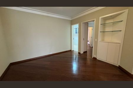 Apartamento para alugar com 3 quartos, 128m² em Vila Nova Conceição, São Paulo