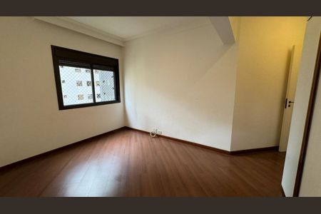 Apartamento para alugar com 3 quartos, 128m² em Vila Nova Conceição, São Paulo