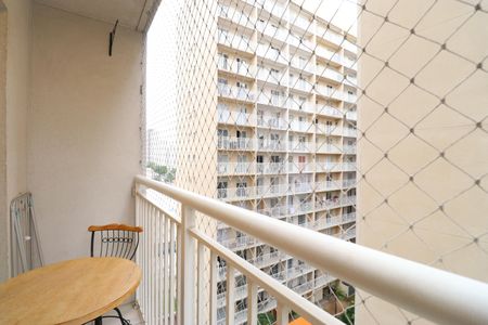 Apartamento para alugar com 35m², 2 quartos e sem vagaVaranda