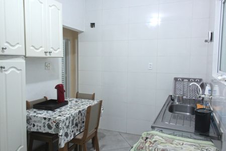 Apartamento para alugar com 60m², 2 quartos e sem vagaCozinha