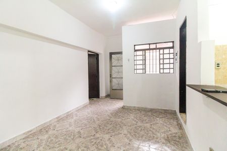 Casa para alugar com 84m², 2 quartos e sem vagaSala
