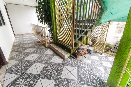 Casa para alugar com 84m², 2 quartos e sem vagaQuintal