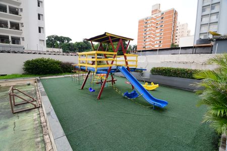 Apartamento para alugar com 138m², 3 quartos e 1 vagaÁrea comum - Playground