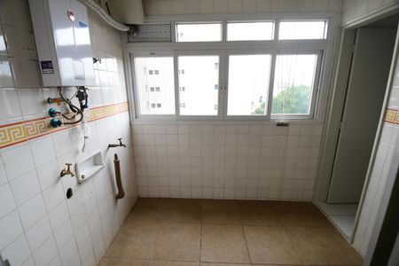 Apartamento para alugar com 138m², 3 quartos e 1 vagaÁrea de Serviço