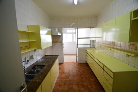 Apartamento para alugar com 138m², 3 quartos e 1 vagaCozinha