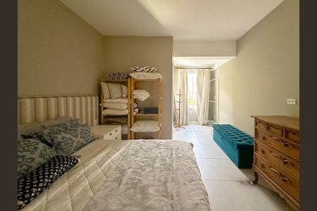 Casa para alugar com 300m², 2 quartos e 4 vagasSuíte 