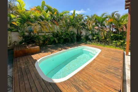 Casa para alugar com 300m², 2 quartos e 4 vagasPiscina