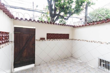 Varanda de casa para alugar com 4 quartos, 91m² em Imperial de São Cristóvão, Rio de Janeiro