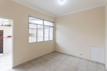 Sala de casa para alugar com 4 quartos, 91m² em Imperial de São Cristóvão, Rio de Janeiro