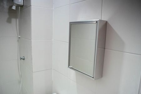 Apartamento para alugar com 43m², 2 quartos e sem vaga Apartamento para alugar com 43m², 2 quartos e sem vagaBanheiro social