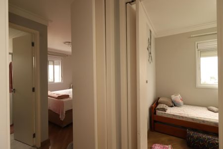 Apartamento à venda com 80m², 2 quartos e 2 vagasCorredor