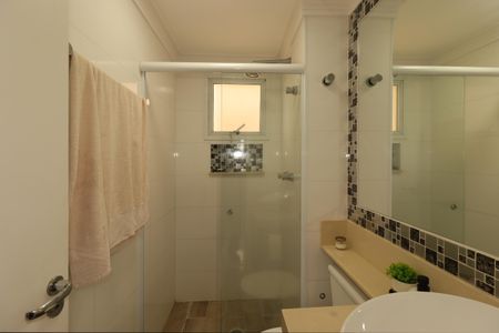 Apartamento à venda com 80m², 2 quartos e 2 vagasBanheiro Social