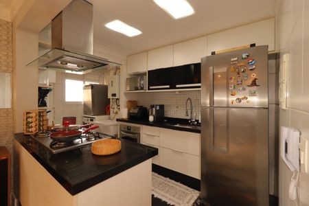 Apartamento à venda com 80m², 2 quartos e 2 vagasCozinha