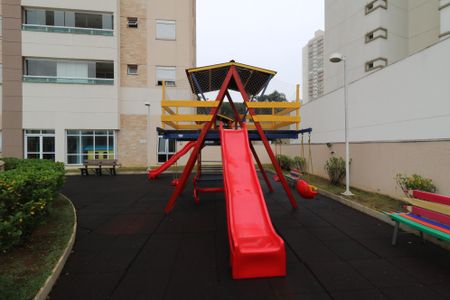 Apartamento à venda com 80m², 2 quartos e 2 vagasÁrea Comum - Playground