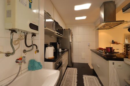 Apartamento à venda com 80m², 2 quartos e 2 vagasÁrea de Serviço