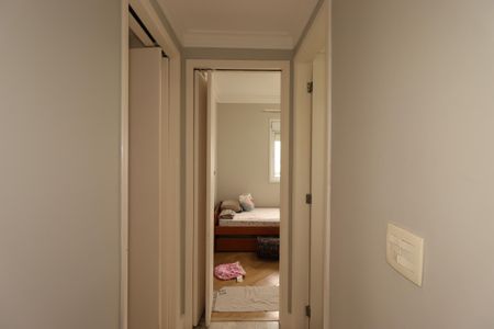 Apartamento à venda com 80m², 2 quartos e 2 vagasCorredor