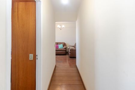 Corredor de apartamento à venda com 2 quartos, 65m² em Vila Paulista, São Paulo