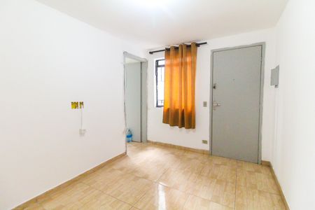 Sala de apartamento para alugar com 2 quartos, 52m² em Guaianases, São Paulo