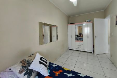 Casa à venda com 480m², 3 quartos e 6 vagas Casa à venda com 480m², 3 quartos e 6 vagasQuarto 3