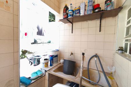 Casa à venda com 480m², 3 quartos e 6 vagas Casa à venda com 480m², 3 quartos e 6 vagasÁrea de Serviço