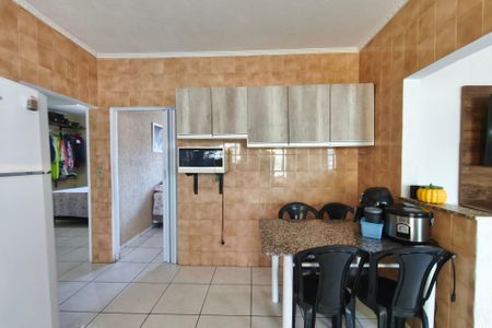 Casa à venda com 480m², 3 quartos e 6 vagas Casa à venda com 480m², 3 quartos e 6 vagasCozinha