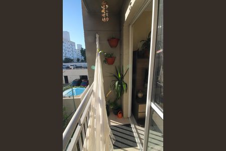 Apartamento à venda com 69m², 3 quartos e 1 vaga Apartamento à venda com 69m², 3 quartos e 1 vagaSacada da Sala