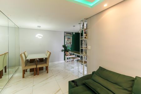 Apartamento para alugar com 55m², 2 quartos e 1 vagaSala