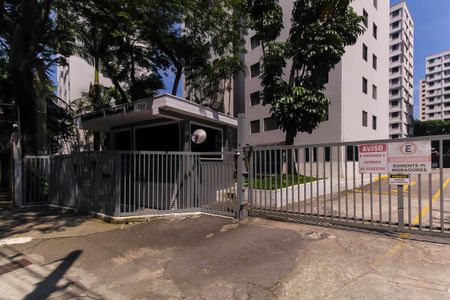 Apartamento para alugar com 55m², 2 quartos e 1 vagaFachada
