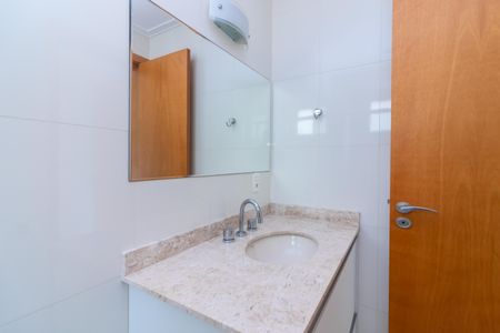 Apartamento à venda com 109m², 3 quartos e 3 vagasBanheiro da Suíte 2