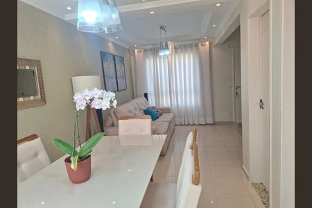 Foto 03 de casa de condomínio à venda com 3 quartos, 224m² em Jardim São Luís, São Paulo