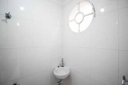 Apartamento à venda com 97m², 2 quartos e 1 vaga Apartamento à venda com 97m², 2 quartos e 1 vagaBanheiro de serviço