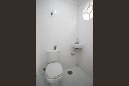 Apartamento à venda com 97m², 2 quartos e 1 vaga Apartamento à venda com 97m², 2 quartos e 1 vagaBanheiro de serviço