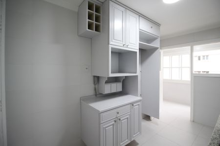 Apartamento à venda com 97m², 2 quartos e 1 vaga Apartamento à venda com 97m², 2 quartos e 1 vagaCozinha