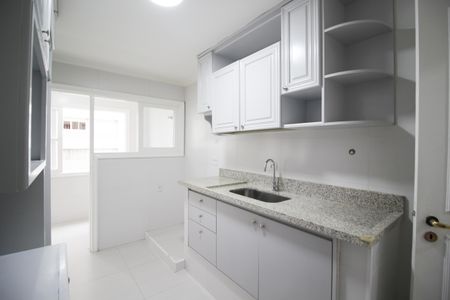 Apartamento à venda com 97m², 2 quartos e 1 vaga Apartamento à venda com 97m², 2 quartos e 1 vagaCozinha