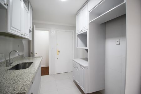 Apartamento à venda com 97m², 2 quartos e 1 vaga Apartamento à venda com 97m², 2 quartos e 1 vagaCozinha