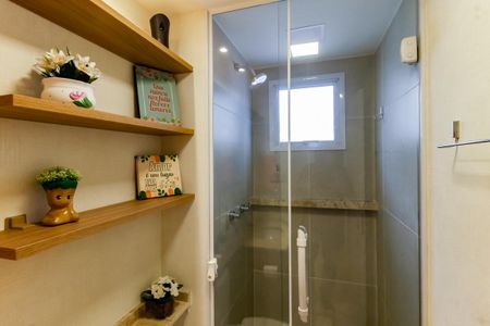 Apartamento à venda com 76m², 2 quartos e 2 vagas Apartamento à venda com 76m², 2 quartos e 2 vagasBanheiro Corredor - chuveiro
